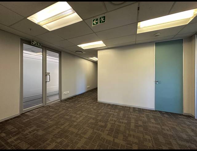 308M² OFFICE TO LET IN SANDTON CENTRAL